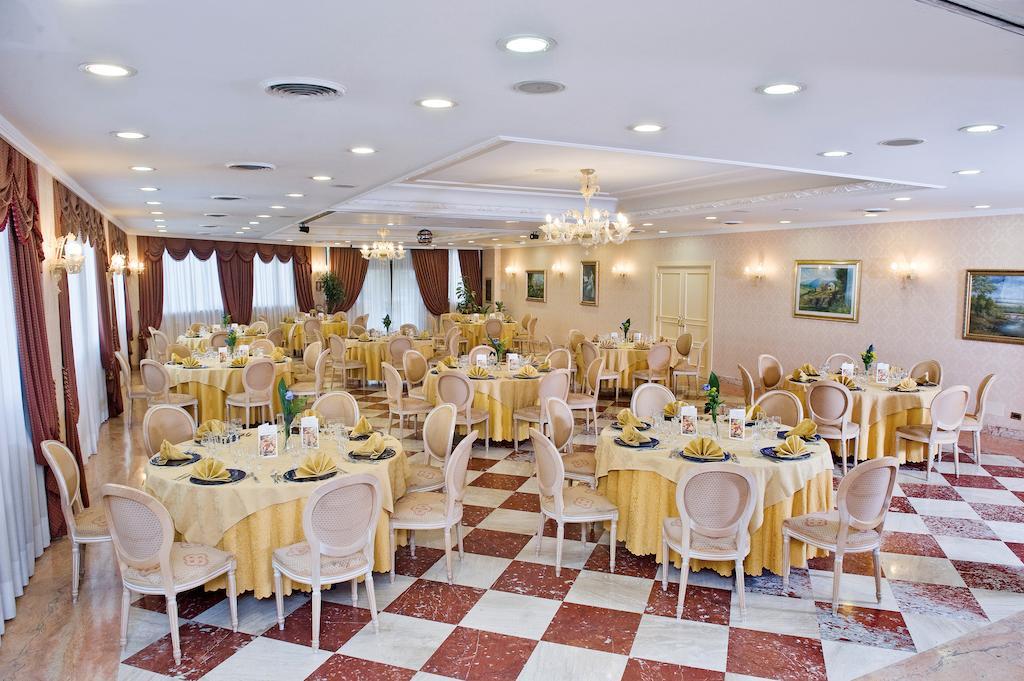 Hotel Principe Помеция Экстерьер фото