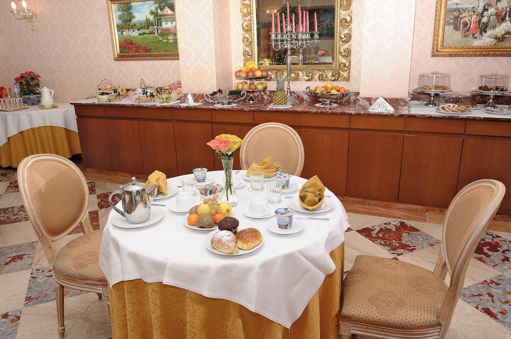 Hotel Principe Помеция Экстерьер фото
