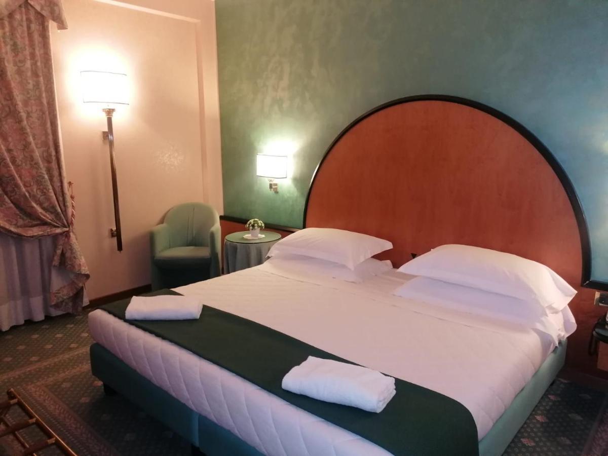 Hotel Principe Помеция Экстерьер фото